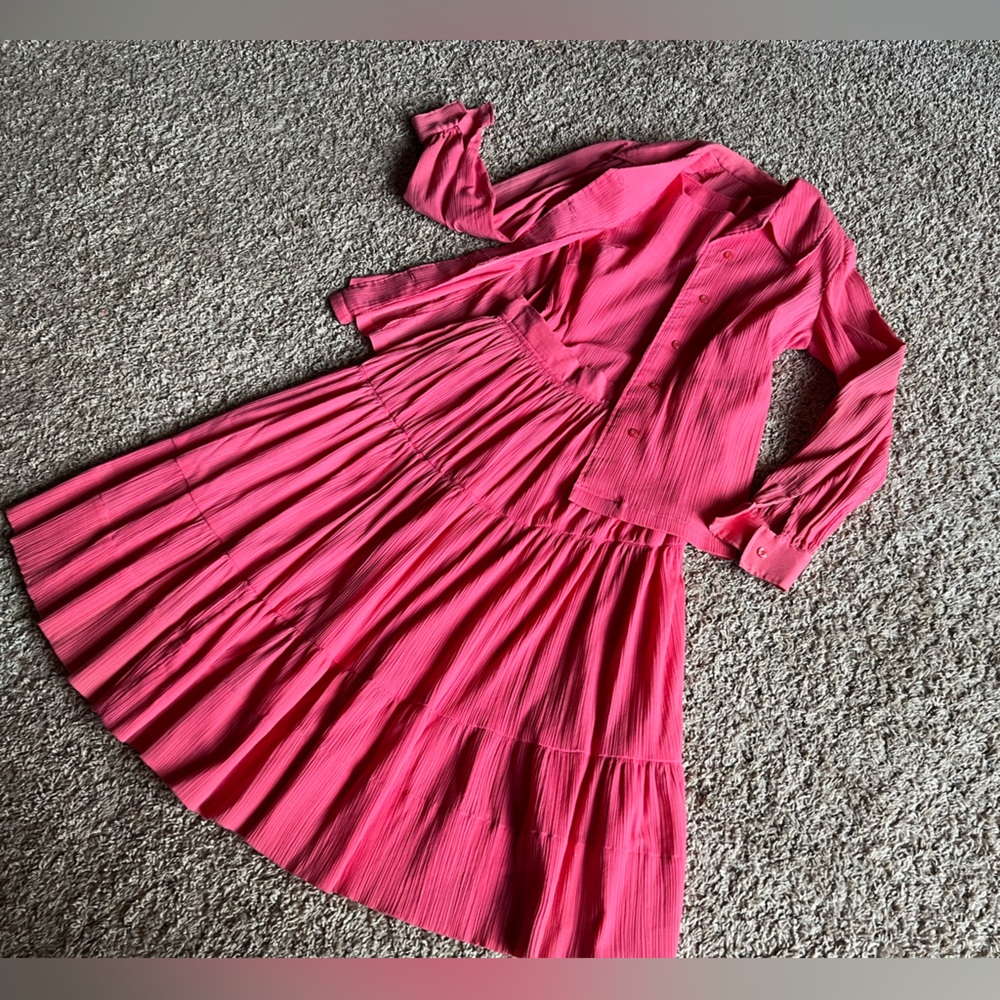 VINTAGE HANDMADE, One-Of-A-Kind Hibiscus Pink Tiered Skirt Set. - Picture 12 of 16